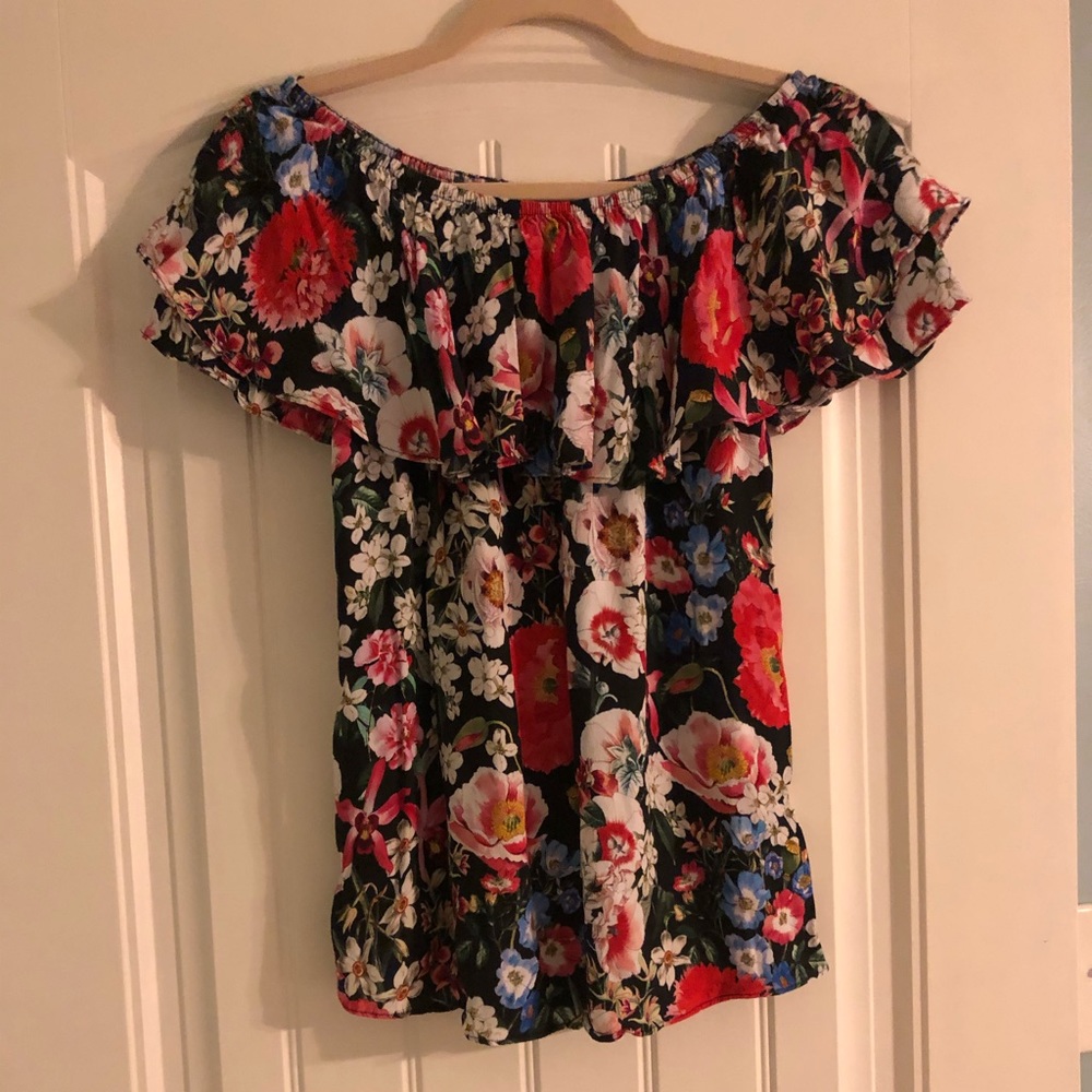 Zara Woman- off the shoulder floral blouse